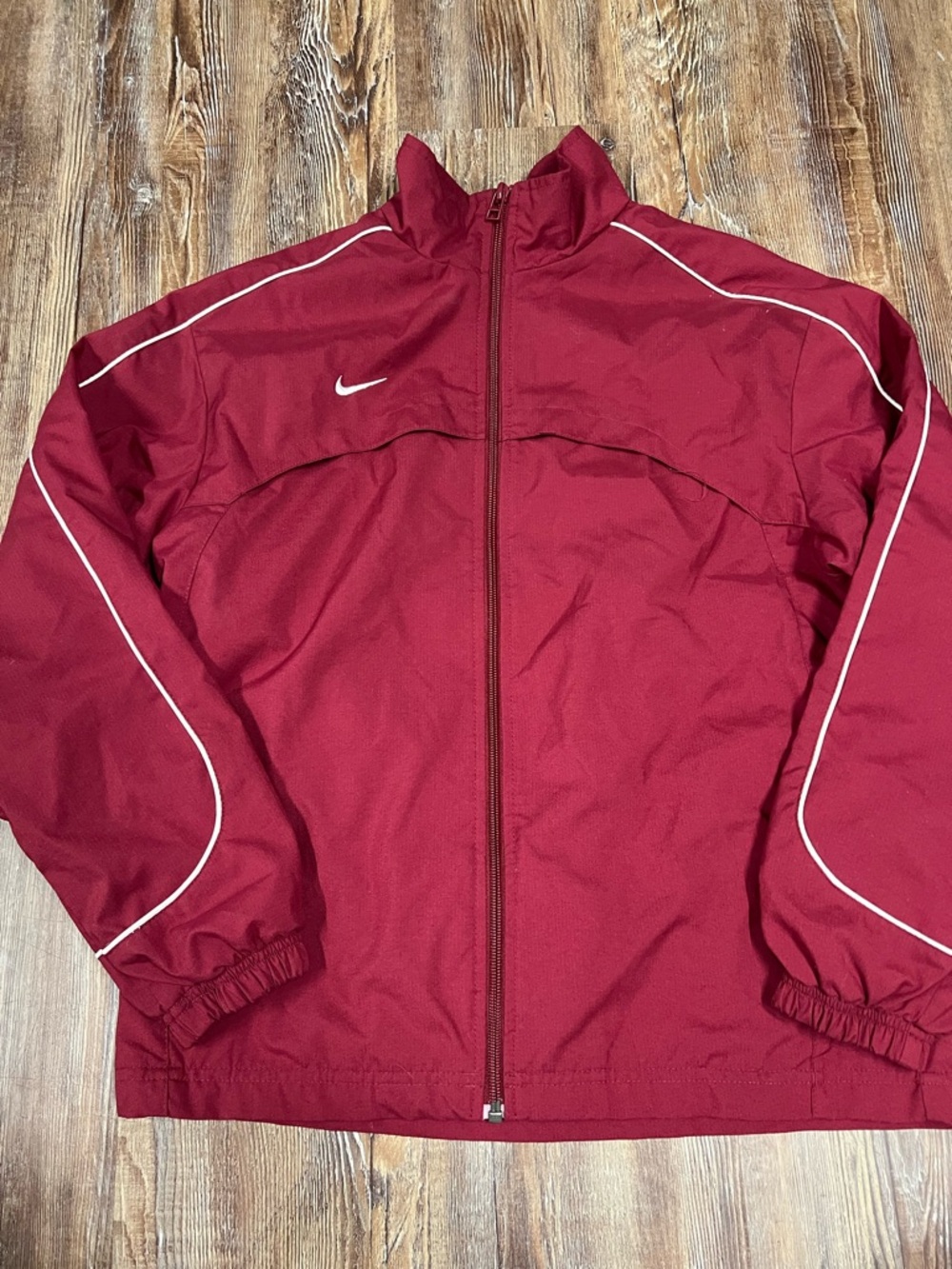 Vintage Y2K Nike burgundy windbreaker jacket